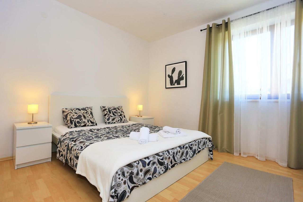 First Apartment Задар Екстериор снимка